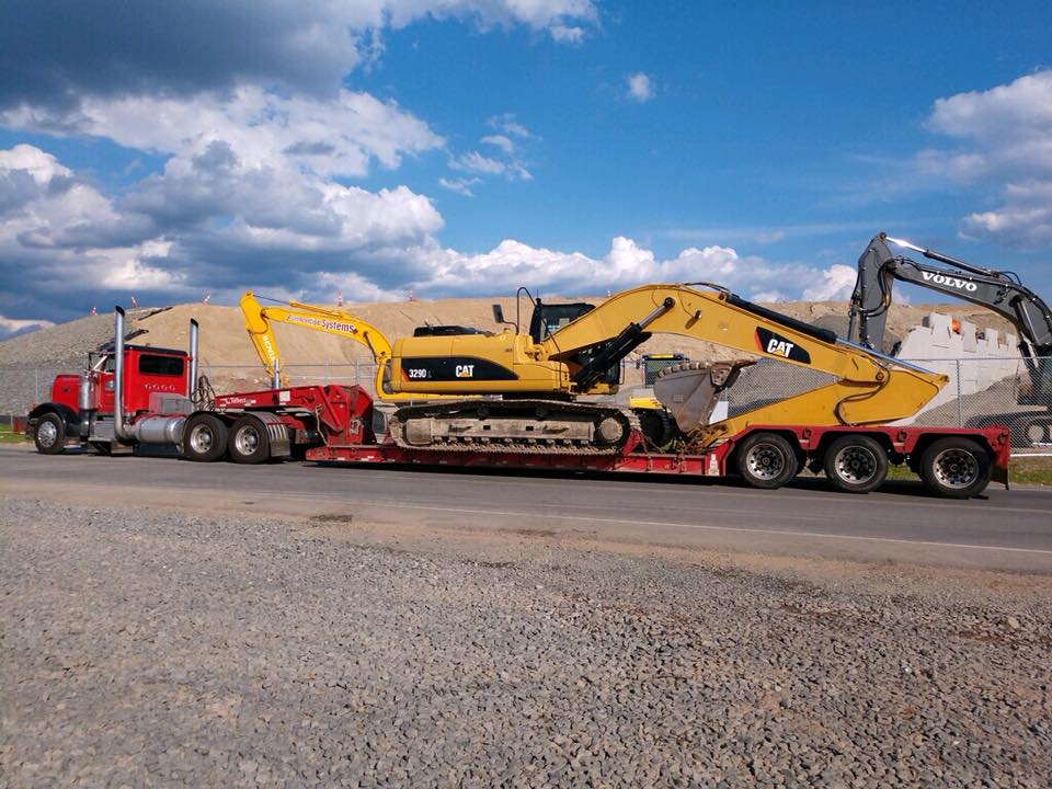 Iron Haulers Catepillar Excavator Transportation